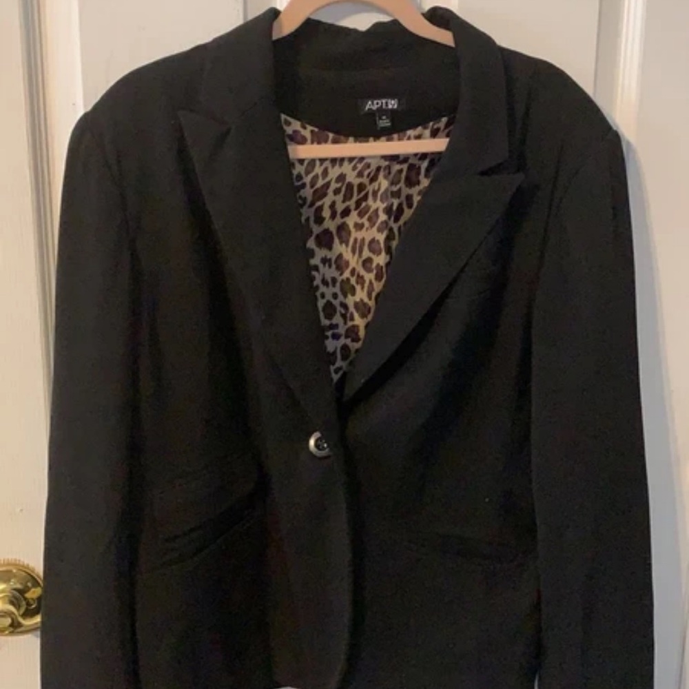 Apt. 9 Women's Black Blazer with Leopard Lining